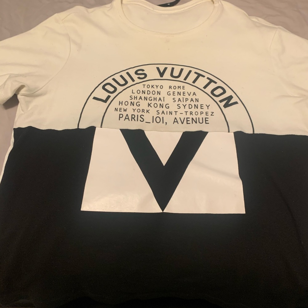 Louis Vuitton T Shirt